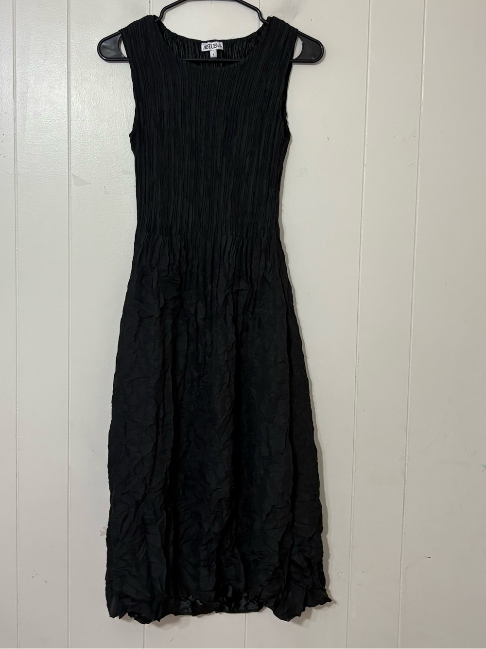 Alquema Smash Pocket Dress Black Crinkle Sleeveless Midi Size 1 Medium M